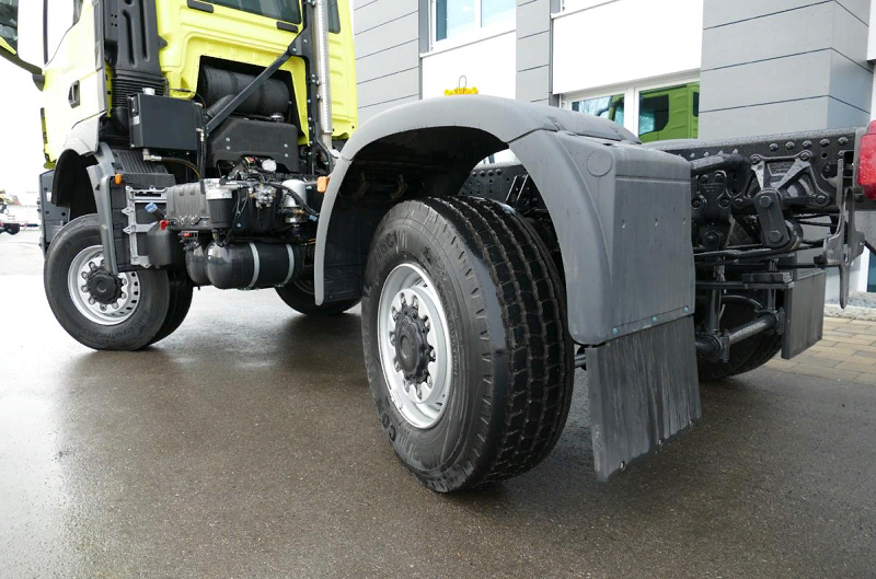 управляемый задний мост